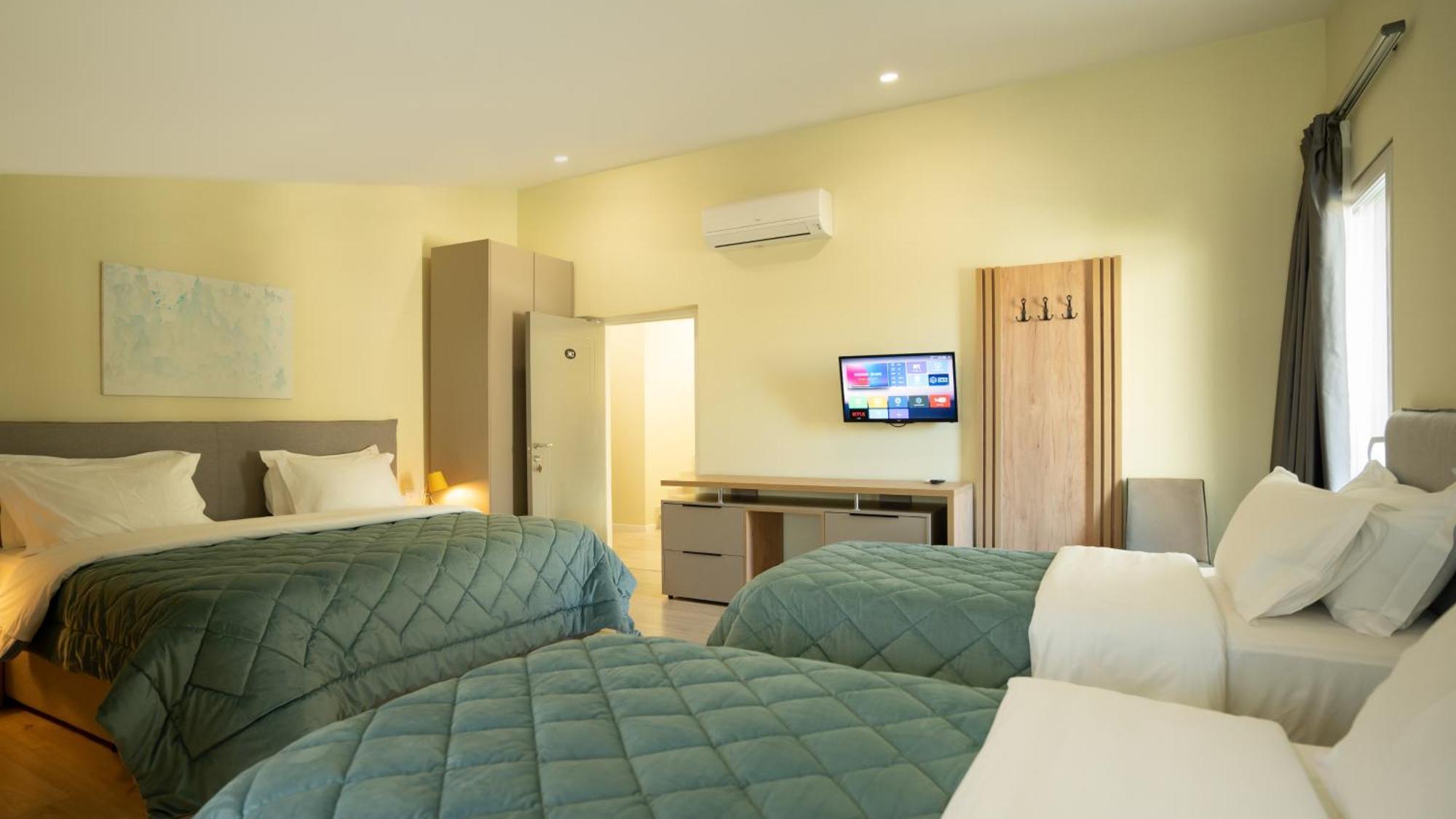 F&M Hotel 2 Tirana Exteriér fotografie