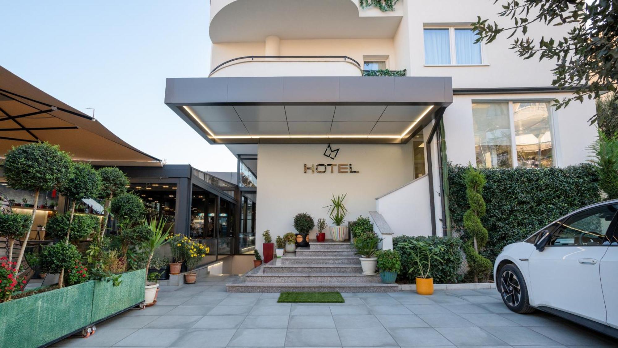 F&M Hotel 2 Tirana Exteriér fotografie